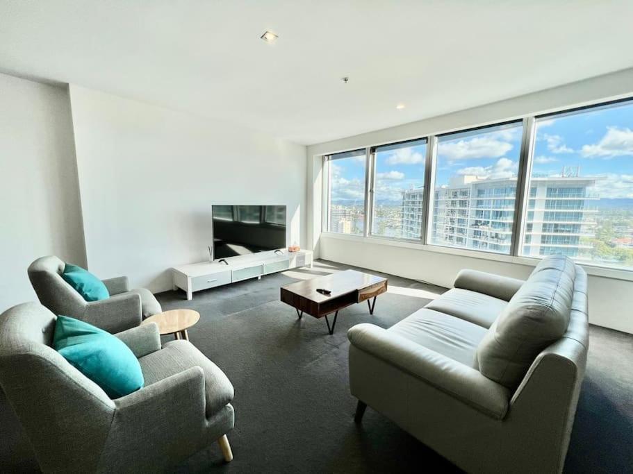 Q1 1709 Apartment