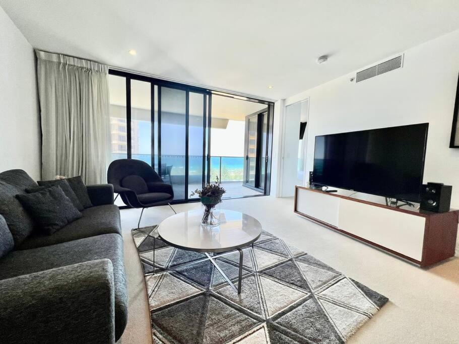 Oracle 1 1006 Apartment