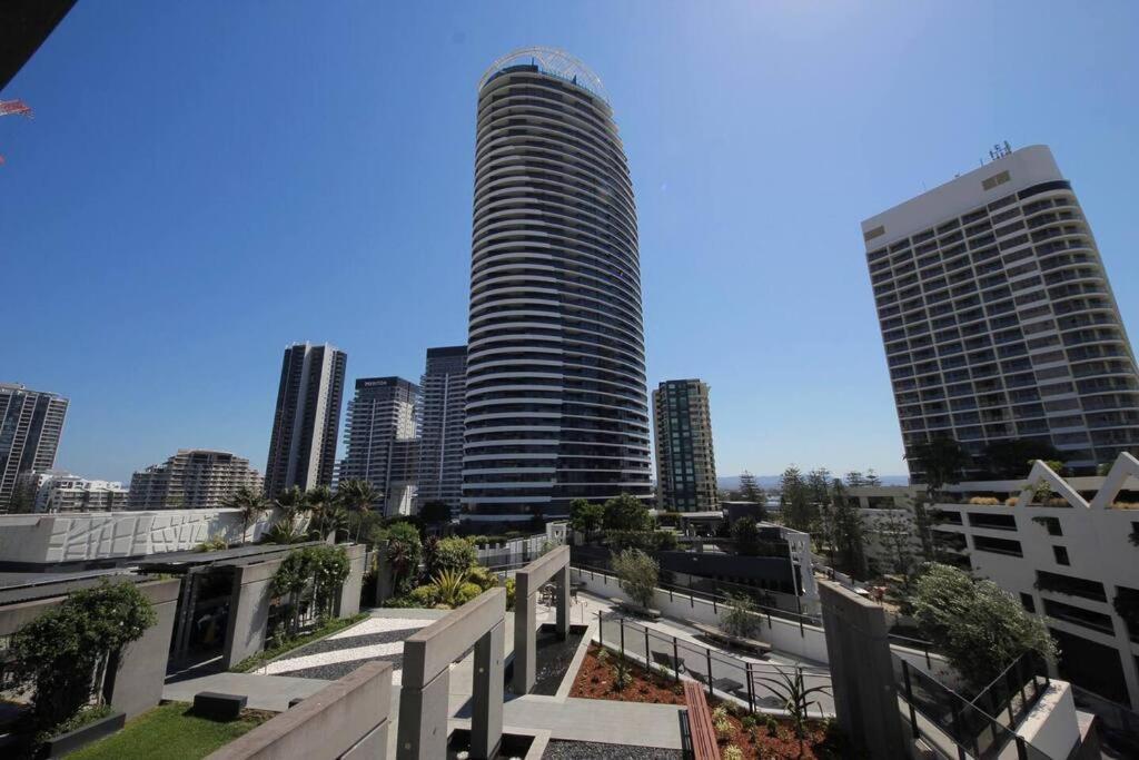 Oracle 1 1006 Apartment *