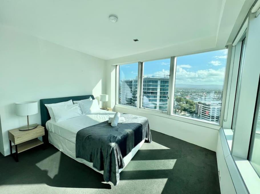 Apartment Q1 1709 *