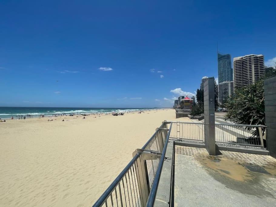 Q1 1709 Apartment Gold Coast