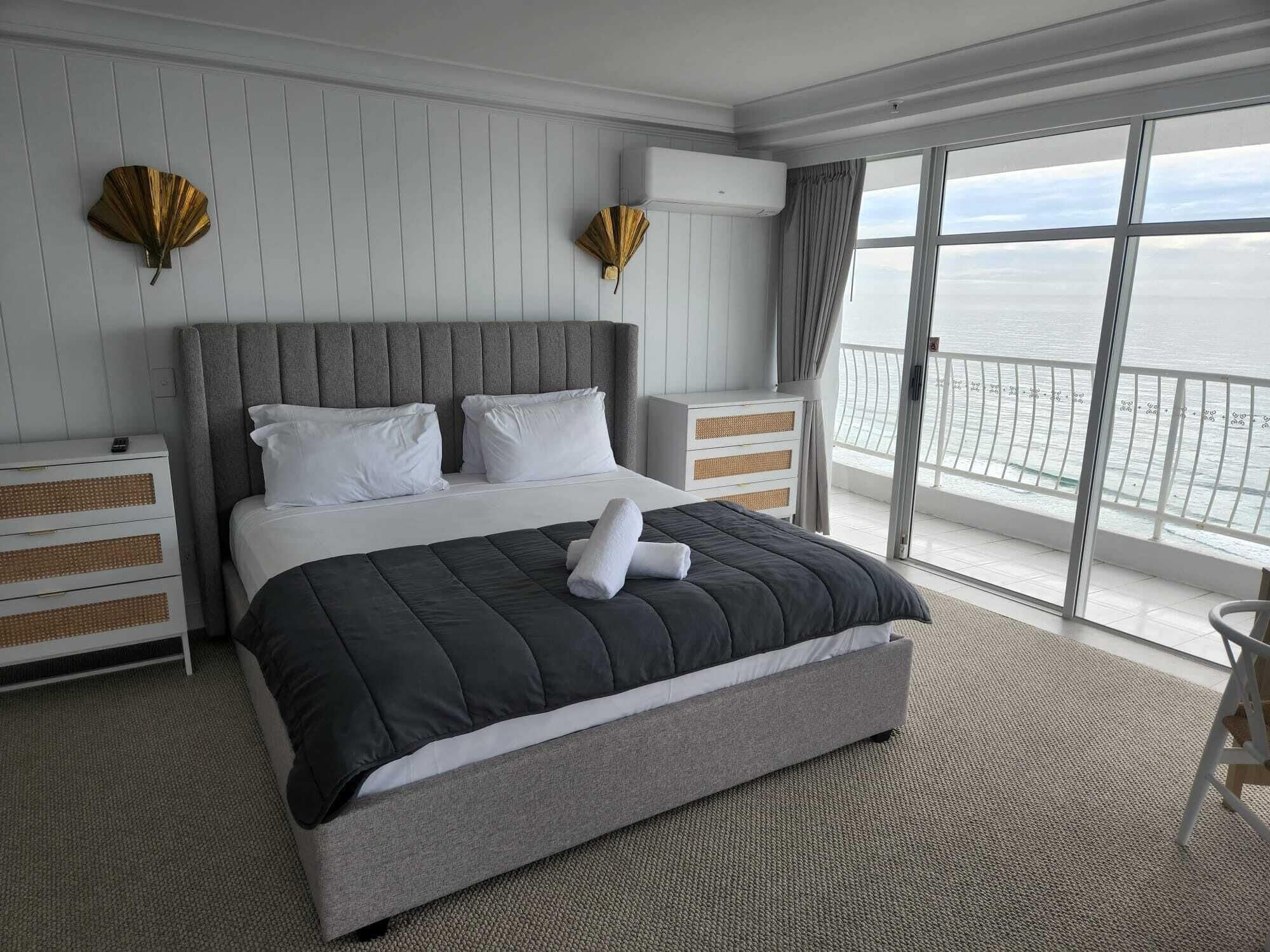 Burleigh Surf Aparthotel 4*