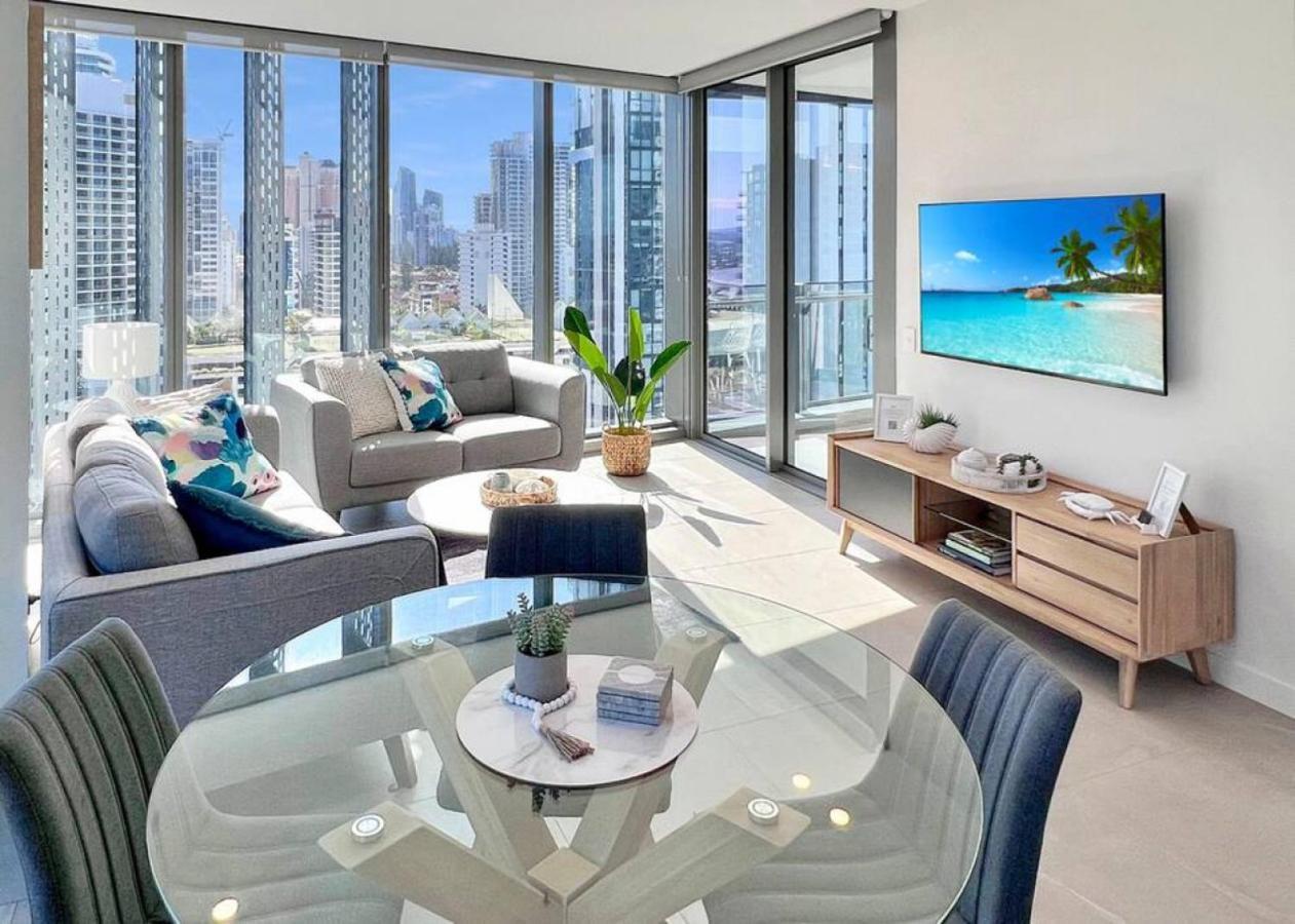 Signature Amazing Ocean Views Lvl 14 Unit 7 Apartment Gold Coast