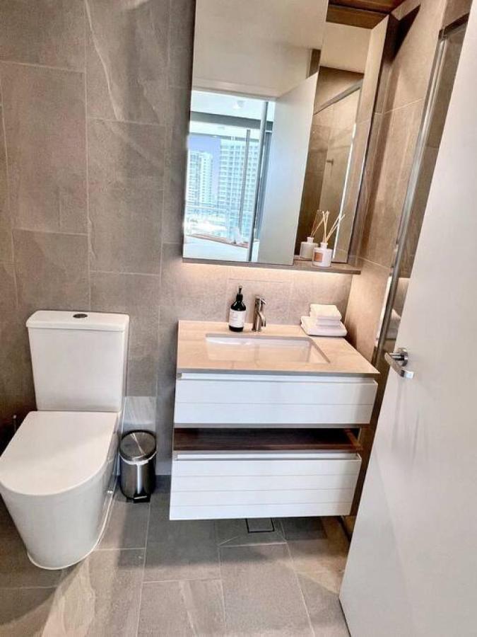 Signature Amazing Ocean Views Lvl 14 Unit 7 Apartment *