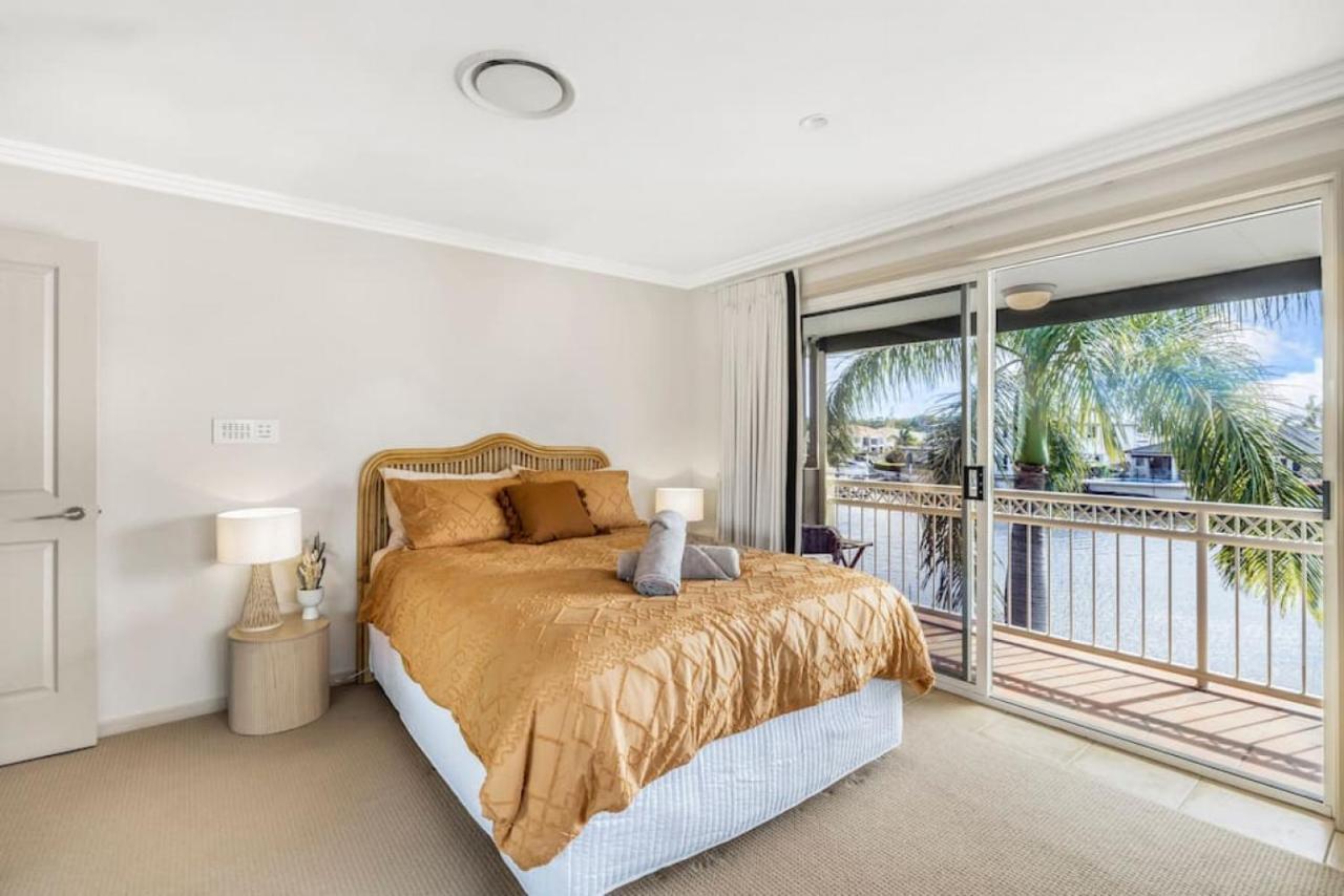 Casa de férias By The Canal - Runaway Bay Gold Coast