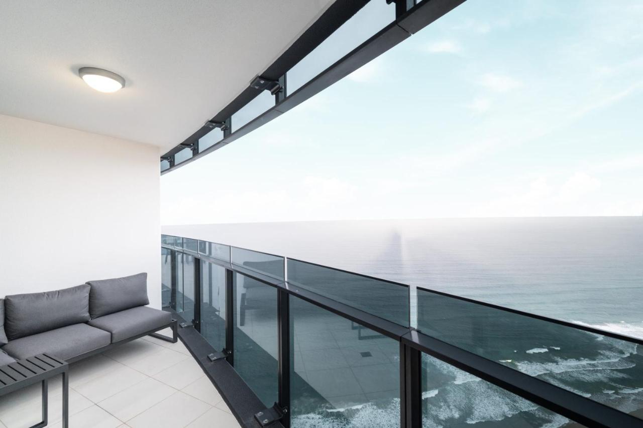 Soul Surfers Paradise: Oceanview Oasis Apartment Gold Coast