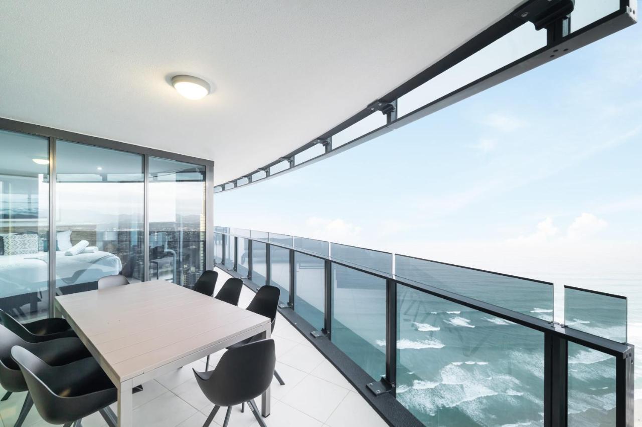 Soul Surfers Paradise: Oceanview Oasis *