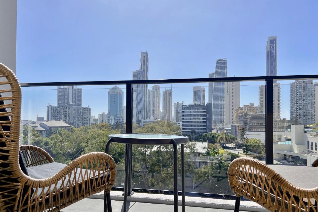 Apartment E.s. Surfers Paradise