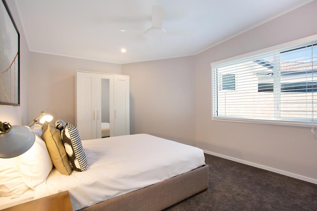 Incredible Value - Perfect For Large Families Holiday home Gold Coast