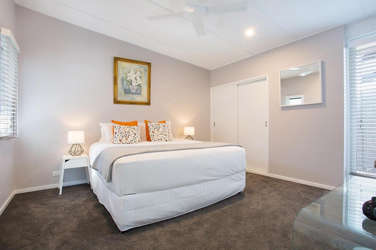 Incredible Value - Perfect For Large Families Holiday home Gold Coast
