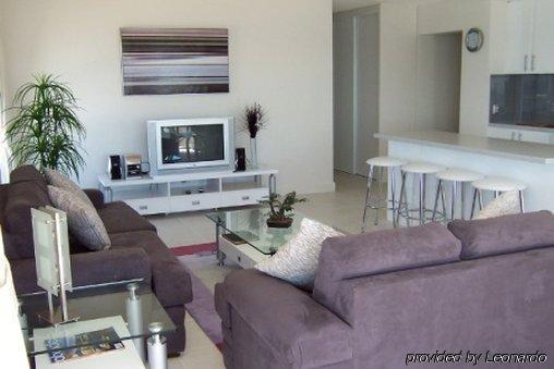 Bahia Beachfront Hotel 4*