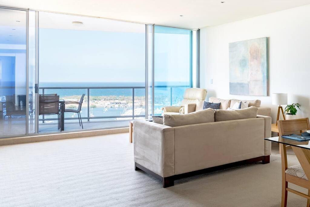 Southport Sea Views - Shores Gold Coast