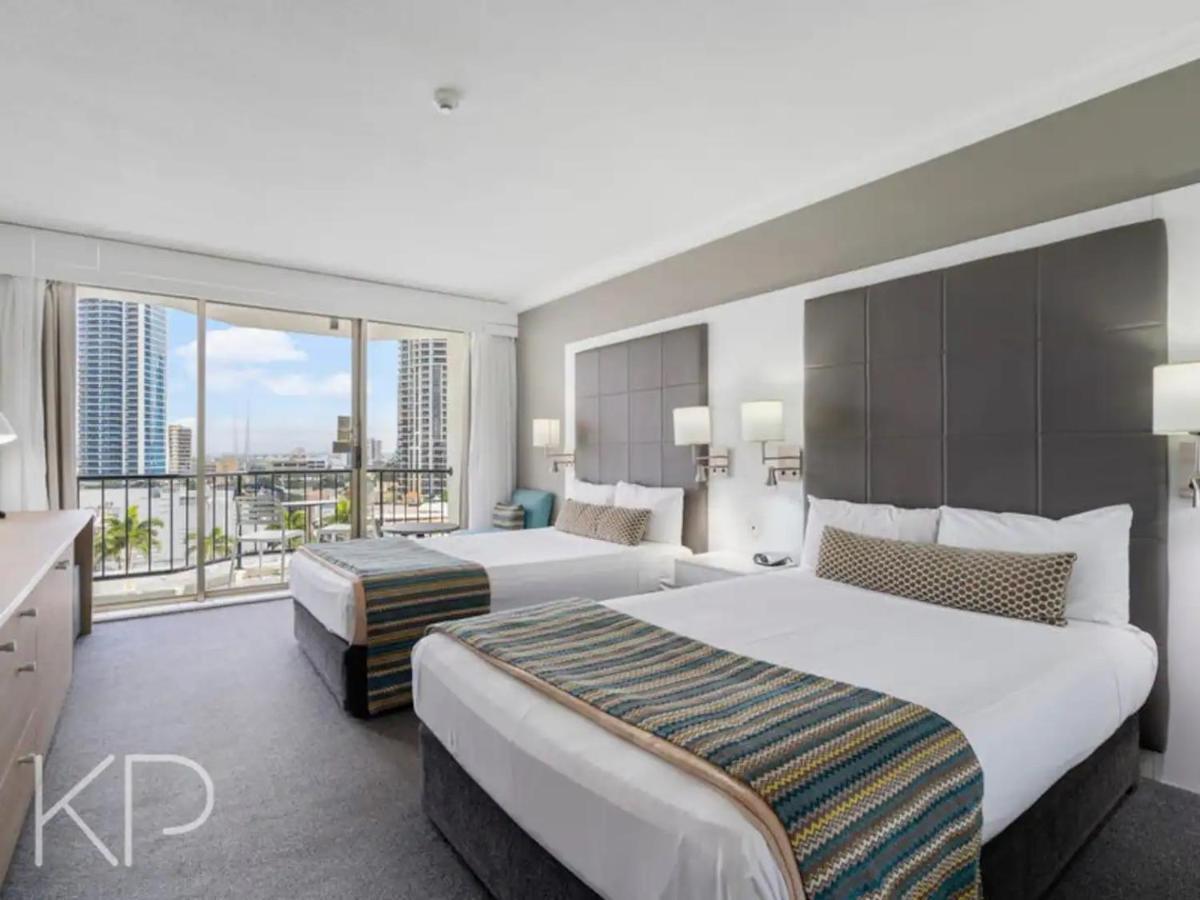 Mantra On View Surfers Paradise By Ready Set Apartment Gold Coast