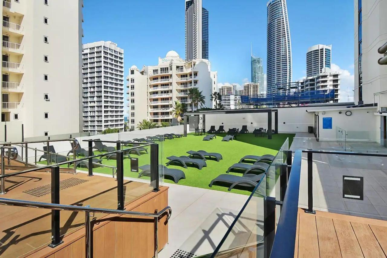 Apartment Mantra On View Surfers Paradise By Ready Set Gold Coast