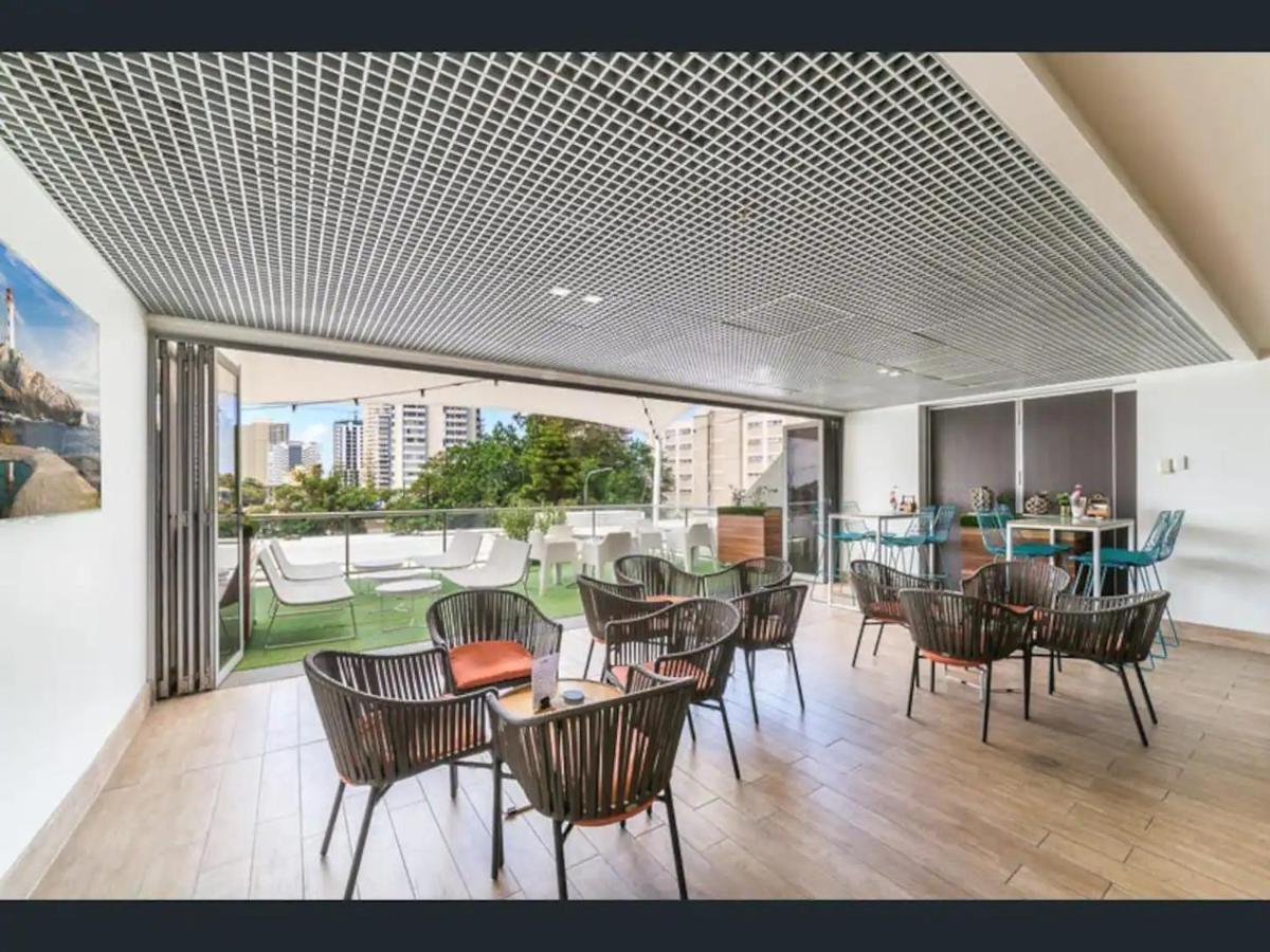Mantra On View Surfers Paradise By Ready Set
