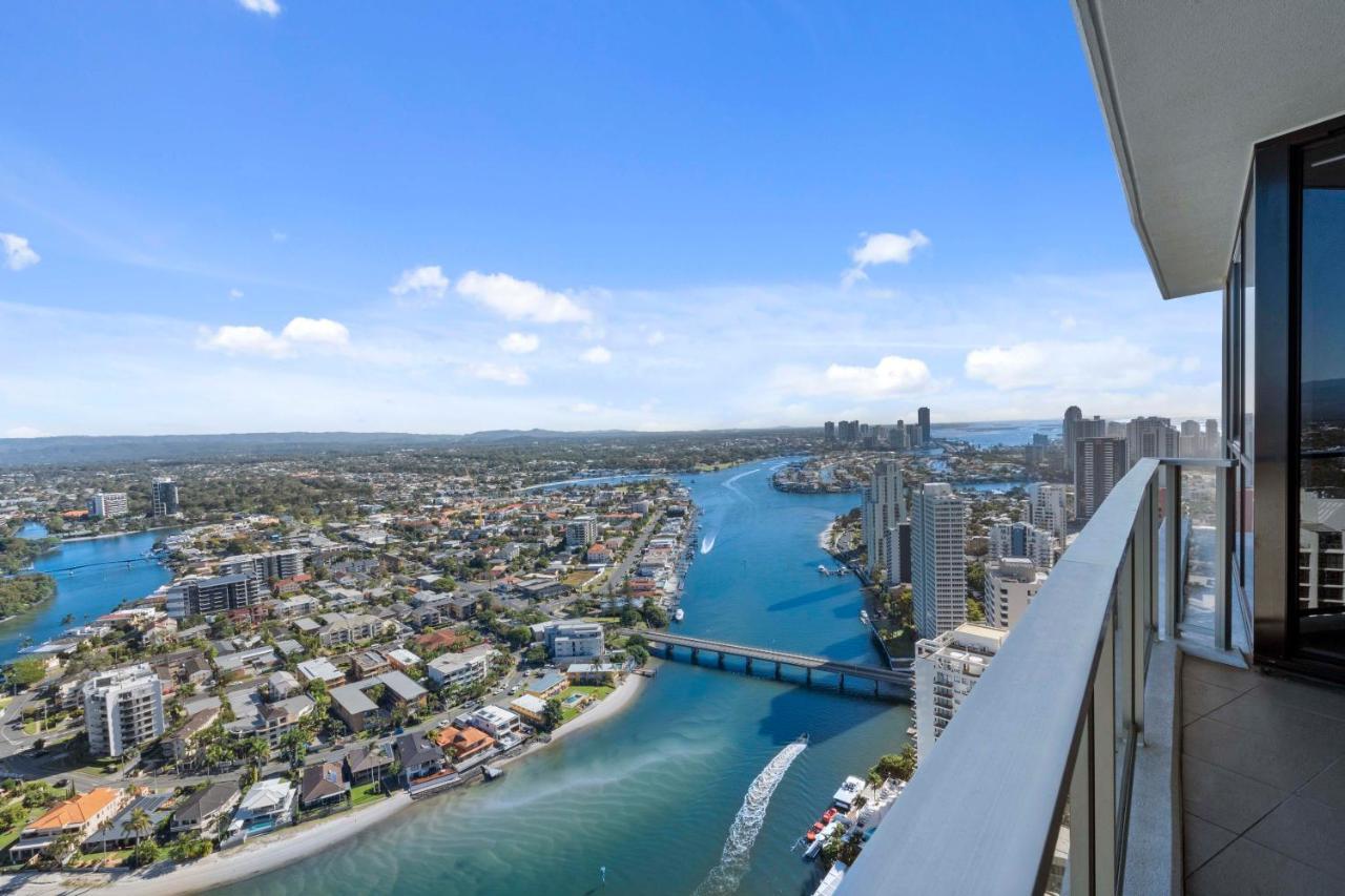 Apartment Hinterland View - Circle On Cavill - Self Contained, Privately Managed Gold Coast