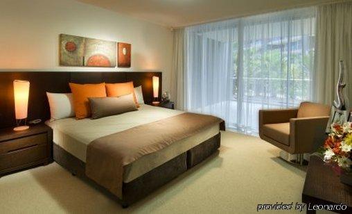 Azzura Greens 5*