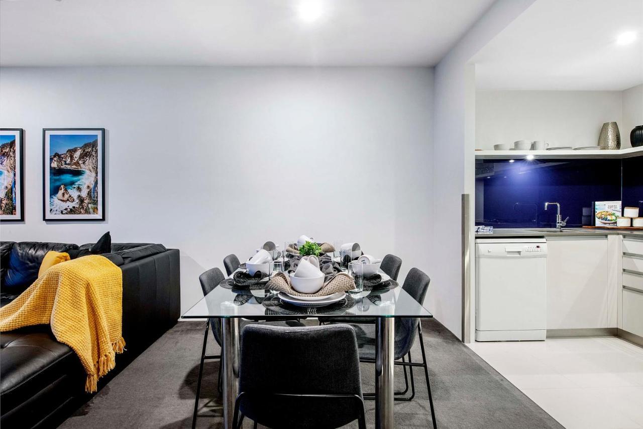 Apartment Converted Two Bedroom At Circle On Cavill - Self Contained, Privately Managed - Wow Gold Coast