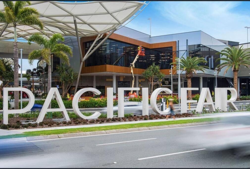 Villa Seashell Beach House - At Mermaid Beach Gold Coast