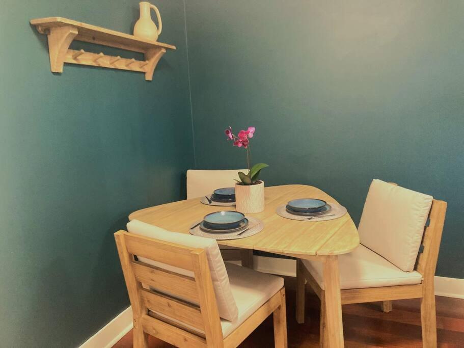 Apartment Relaxing One Bedroom In The Heart Of Broadbeach - Cafe Onsite - Free Parking-pool-tennis-sauna