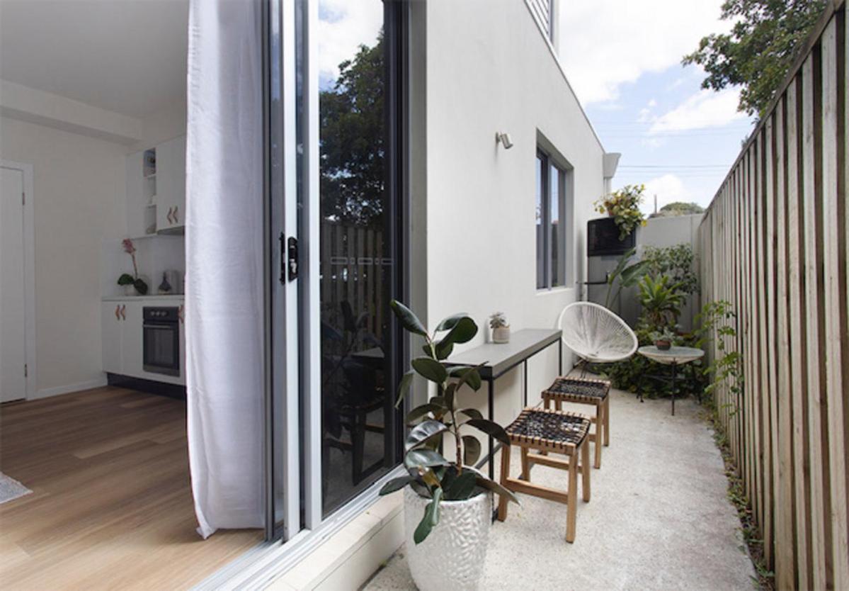 Apartment Currumbin 1 Bedroom - Steps From The Beach!