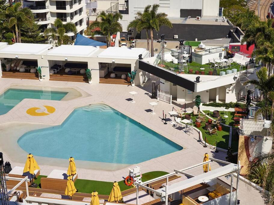 In The Heart Of Surfers Apartment Gold Coast