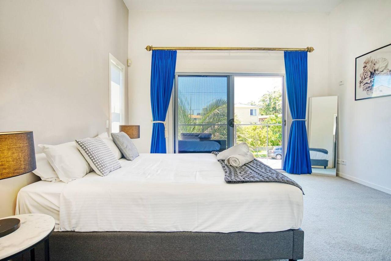 The Riverside Retreat - Stroll To Cavill Avenue Holiday home *