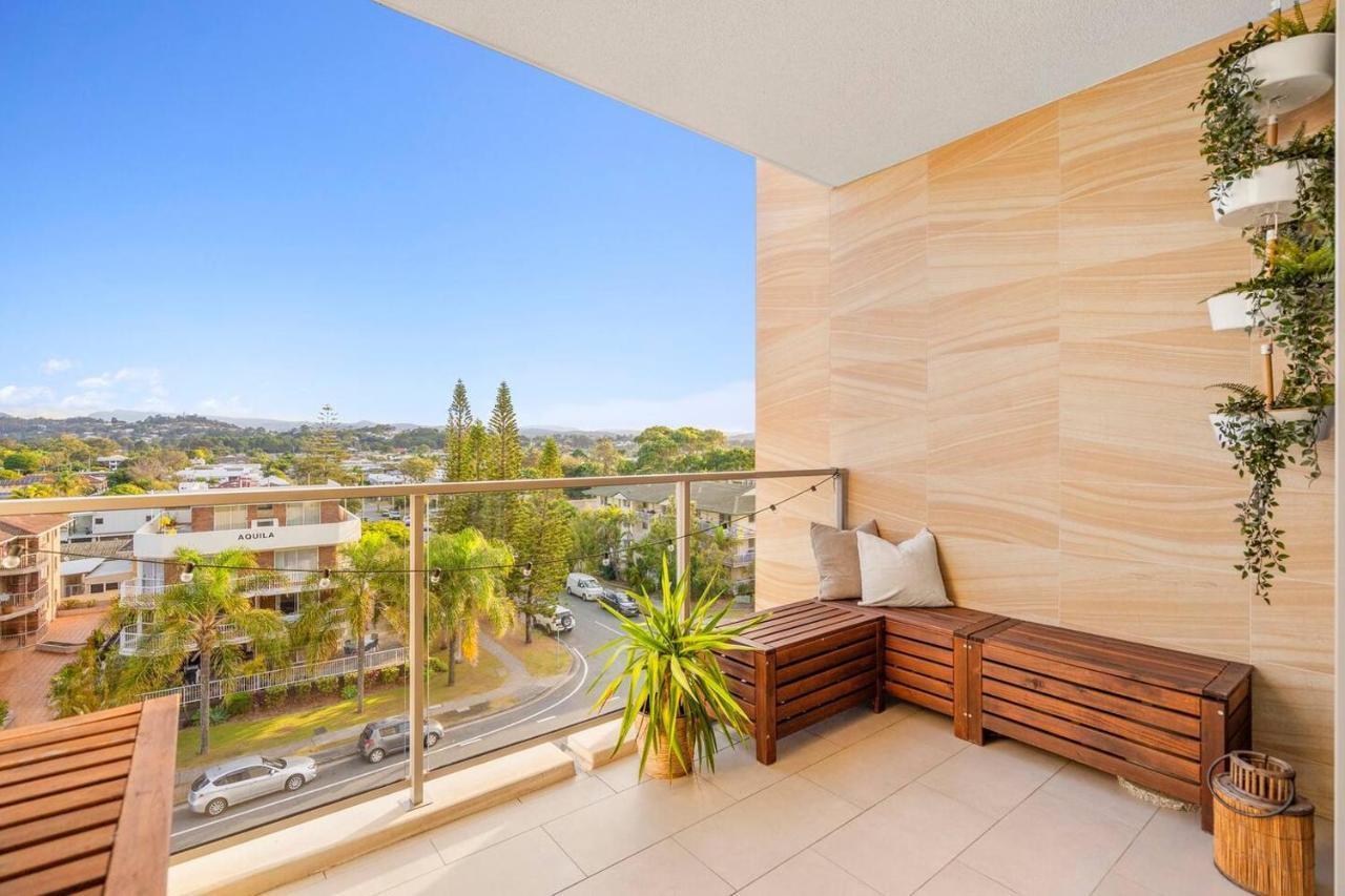 'tropical Tides' Resort-style Chic At Palm Apartment Gold Coast