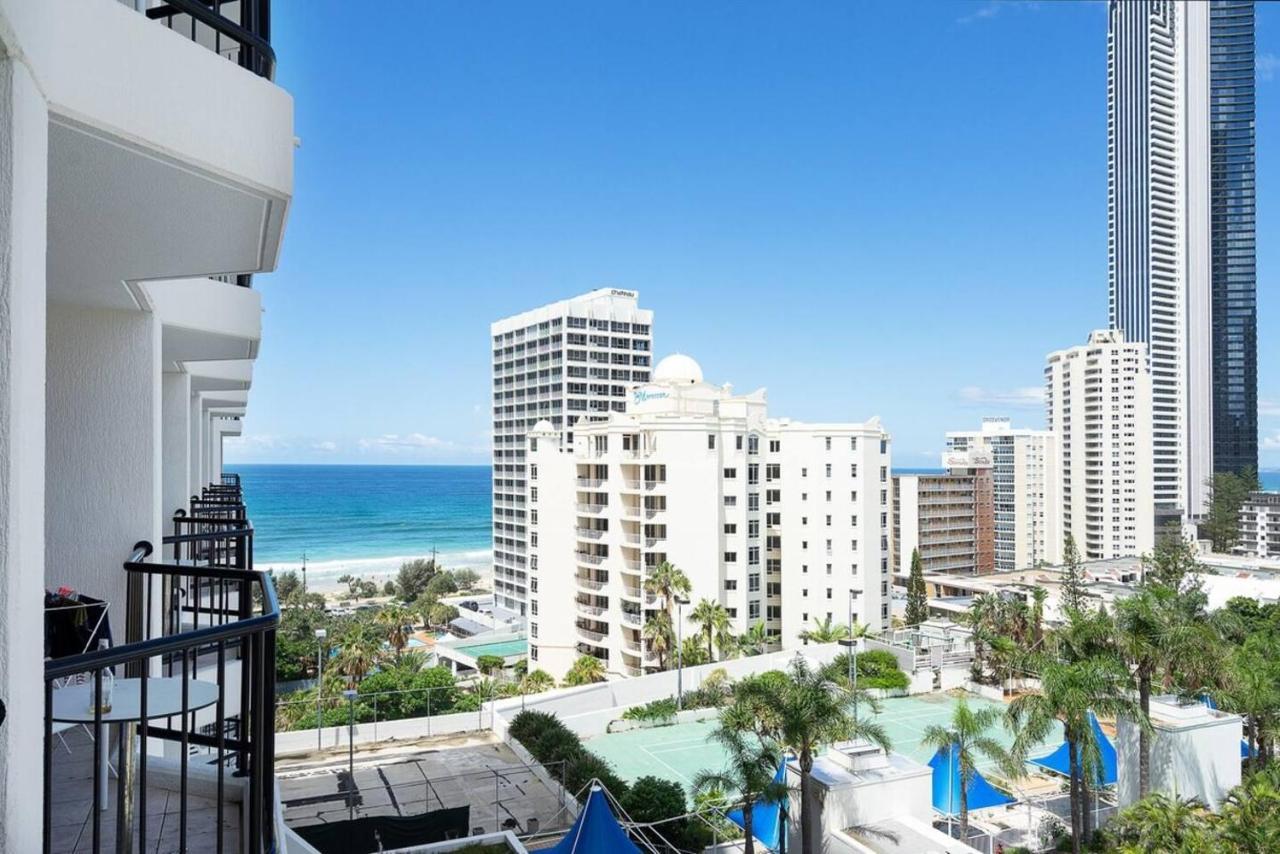 Sea Views At Surfers With And Balcony