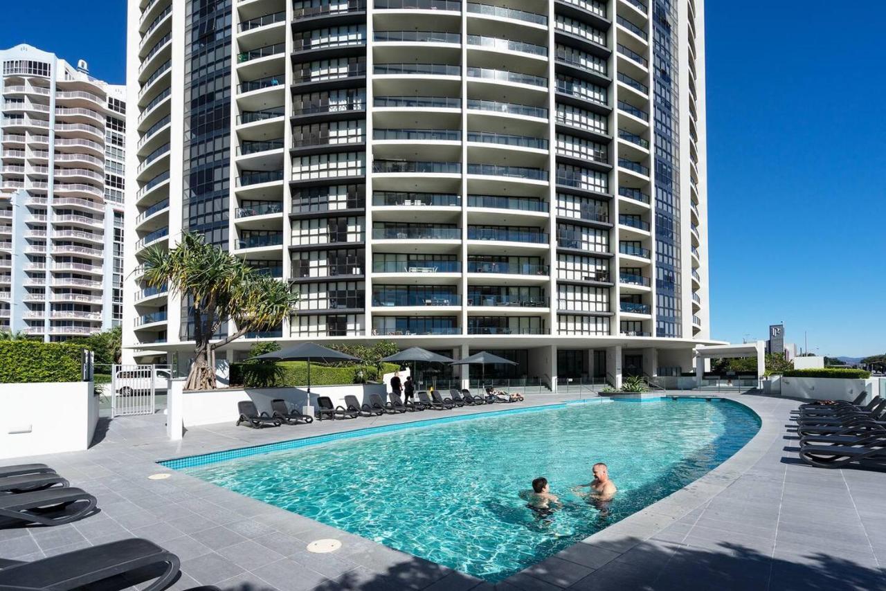 Apartment Luxe High-rise With Al Fresco Dining & Ocean Views *