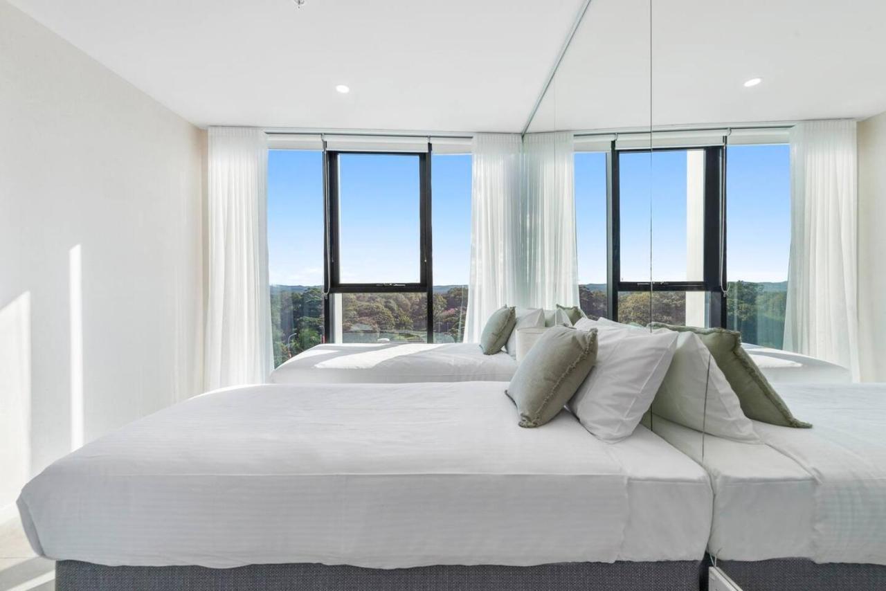 Glistening Horizons - Luxe Coastal Living