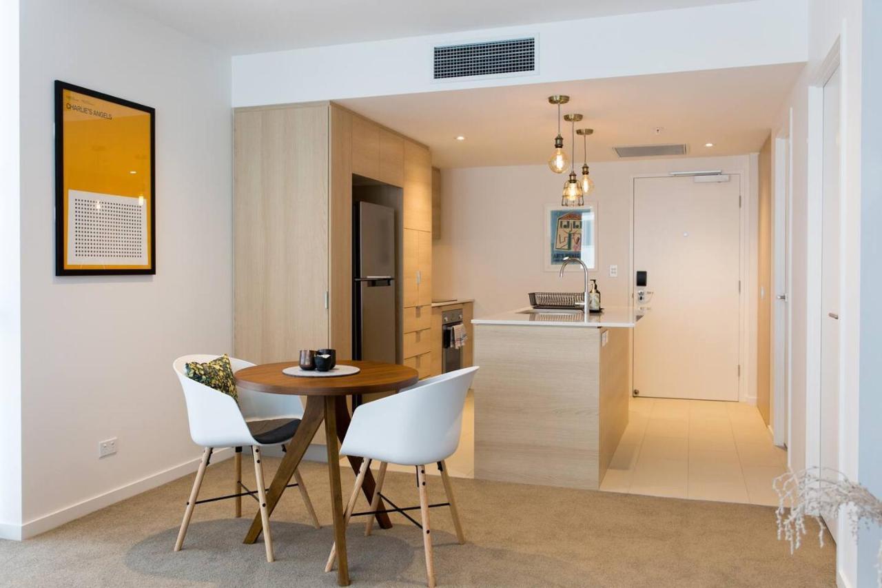 Apartment Modern Comfort Close To Beach, Casino, And Shopping *