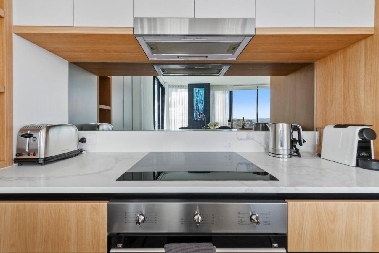 Glistening Horizons - Luxe Coastal Living *