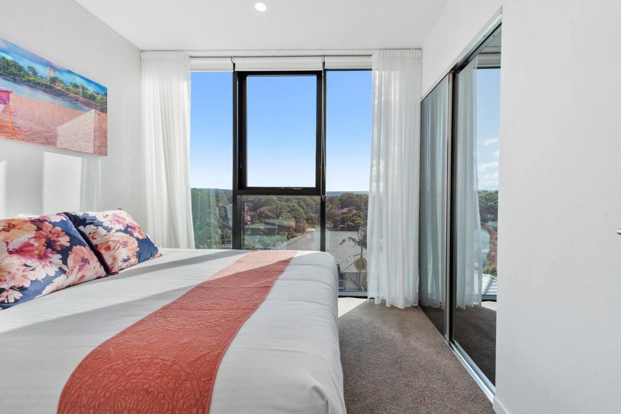 Glistening Horizons - Luxe Coastal Living * Gold Coast