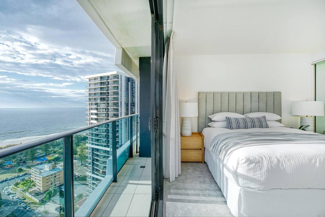 Broadbeach Exclusive - Sky High Luxury At Oracle Apartment