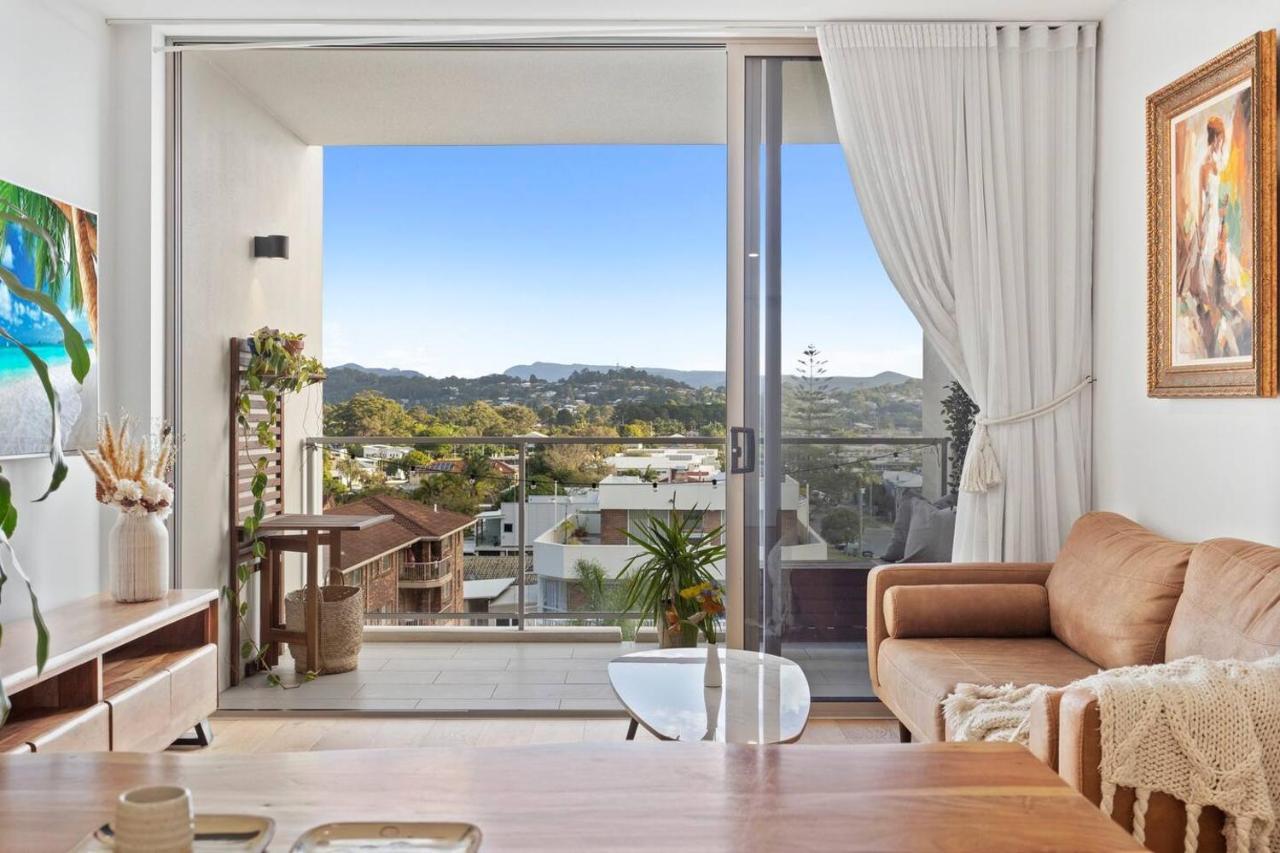 'tropical Tides' Resort-style Chic At Palm * Gold Coast