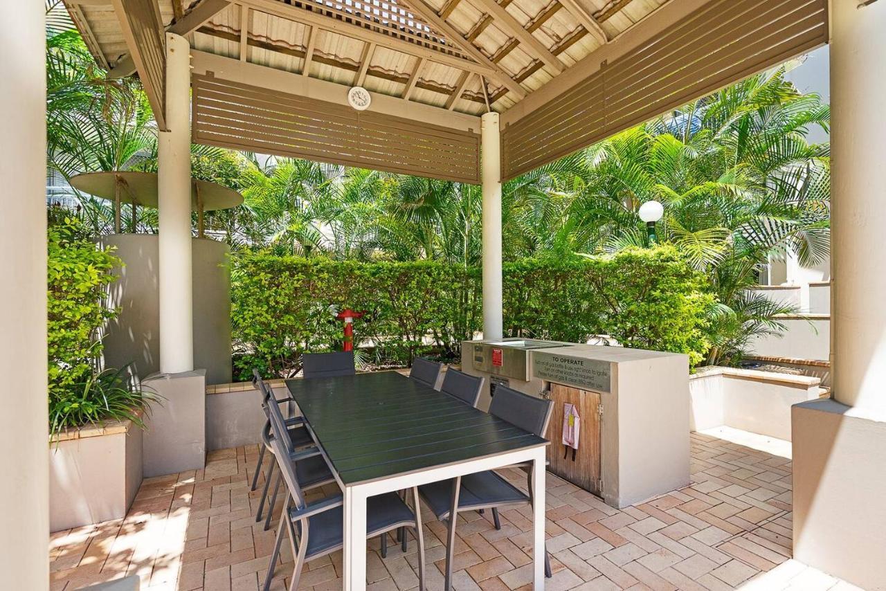 Apartamento Hola Kirra - Ocean Blue Beachfront Oasis With Balcony Gold Coast