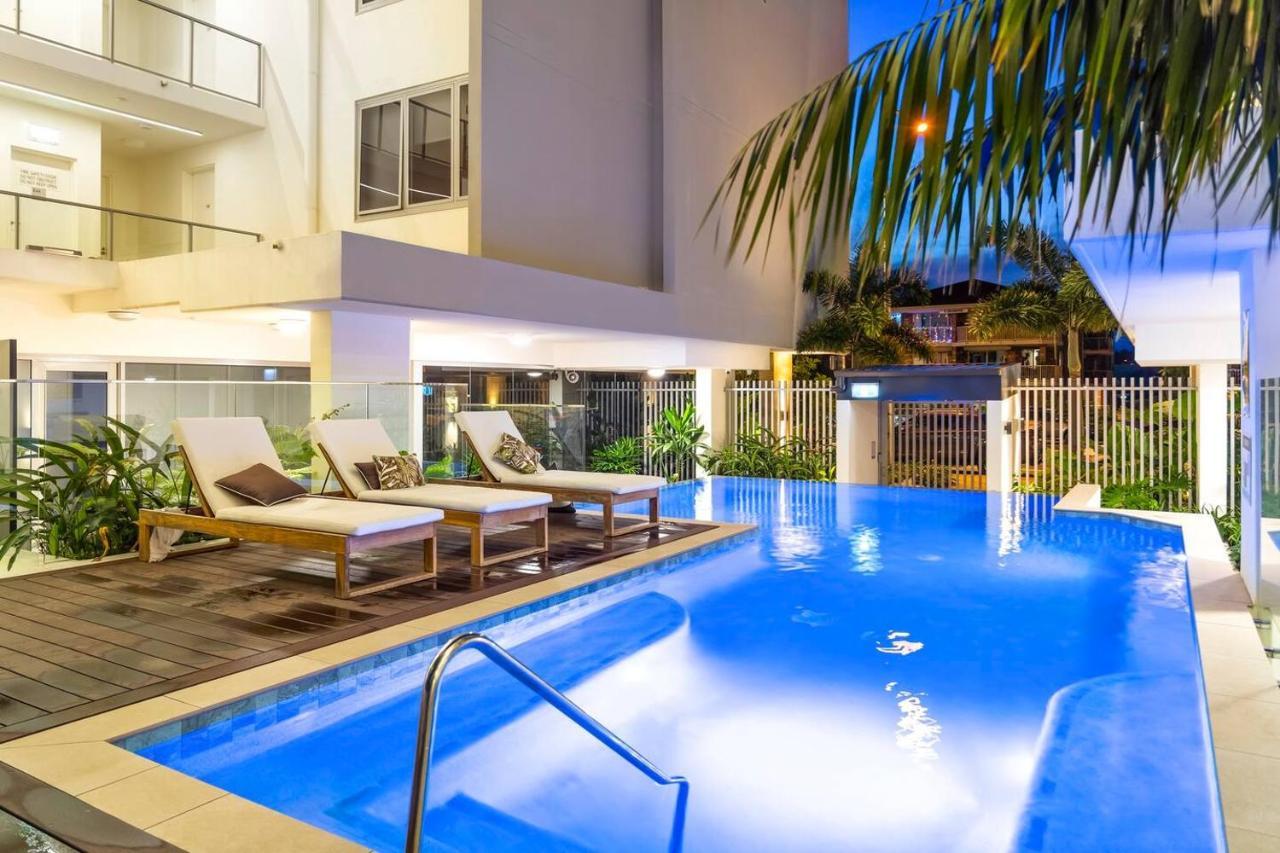 Apartment 'tropical Tides' Resort-style Chic At Palm *