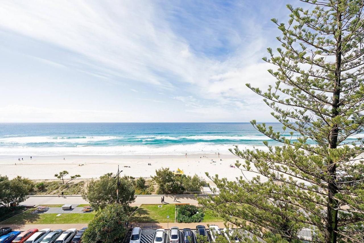 Apartment Unbeatable View - Charming Chateau Beachside