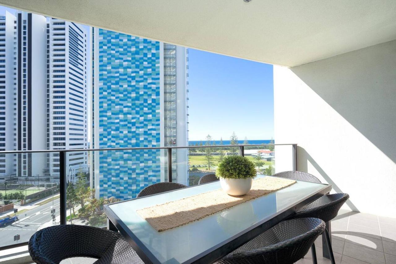 Luxe High-rise With Al Fresco Dining & Ocean Views * Gold Coast