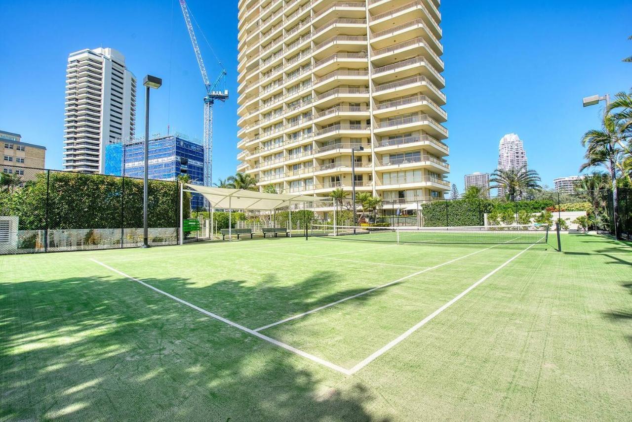 Apartment Retro Main Hidden Gem With Waterfront Views *