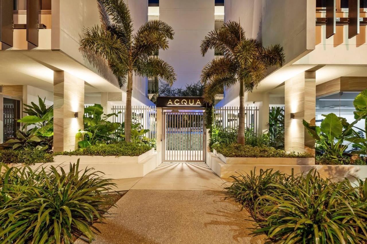 'tropical Tides' Resort-style Chic At Palm Gold Coast