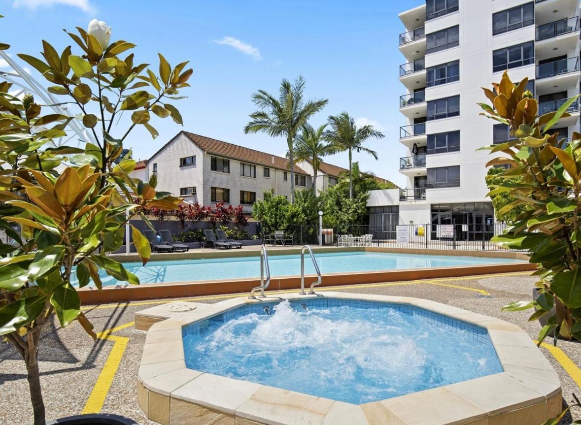 Broadwater Parklands Paradise-one & Two Bedroom * Gold Coast