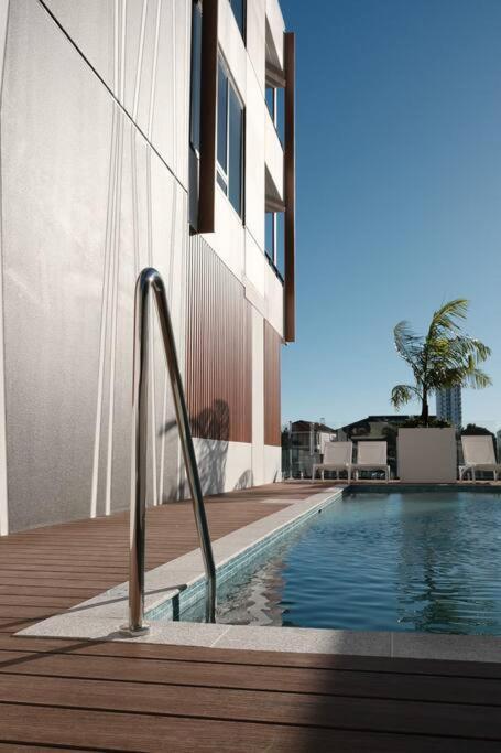 Waterview Two Bedrooms & Free Parking Apartment