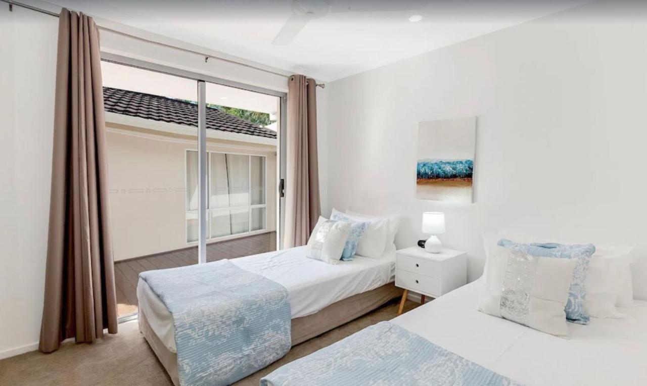 Waterfront Family Entertainer * Gold Coast