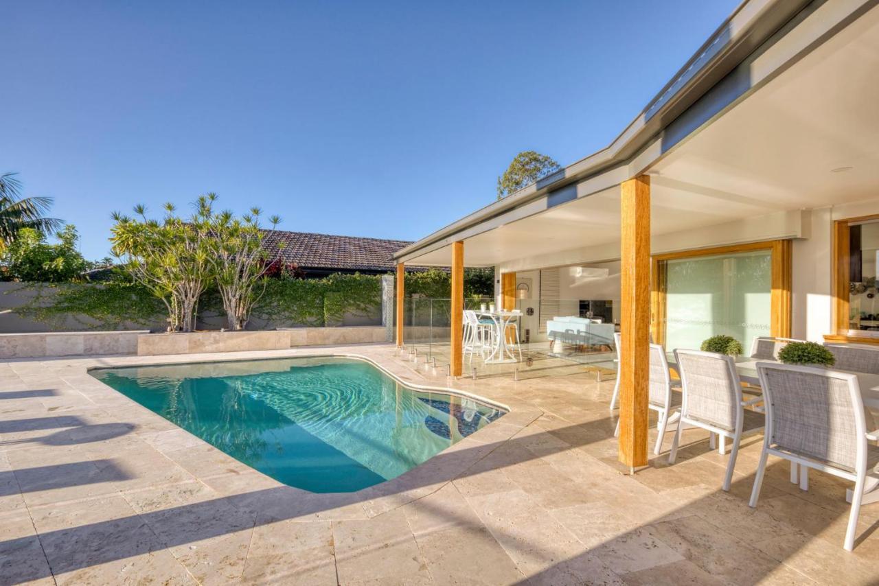 Waterfront Family Entertainer