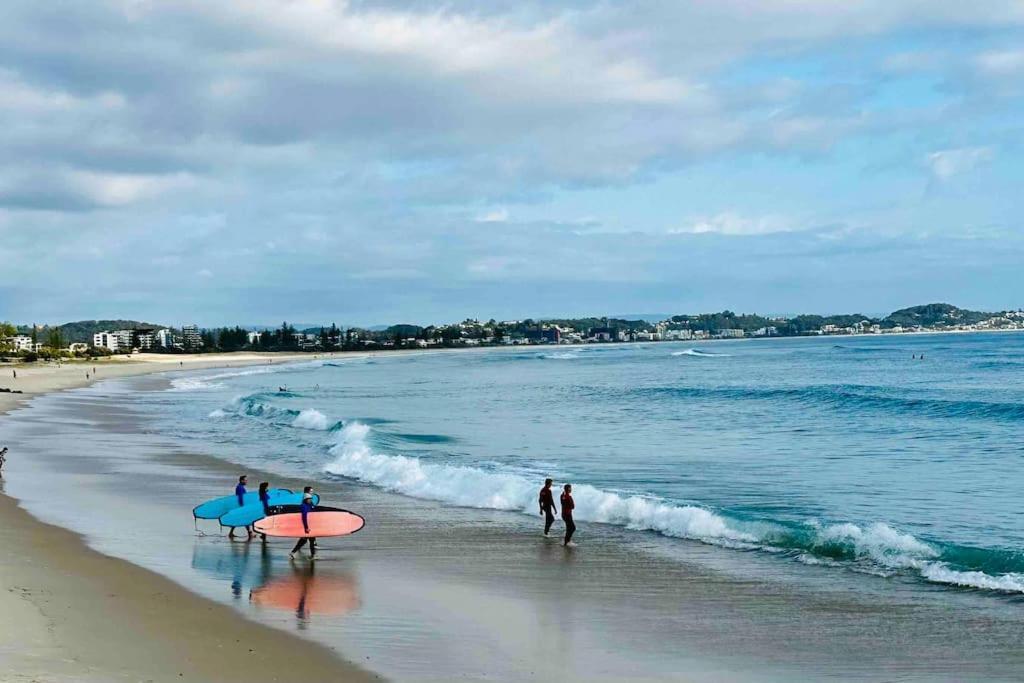 Broadwater Parklands Paradise-one & Two Bedroom Gold Coast