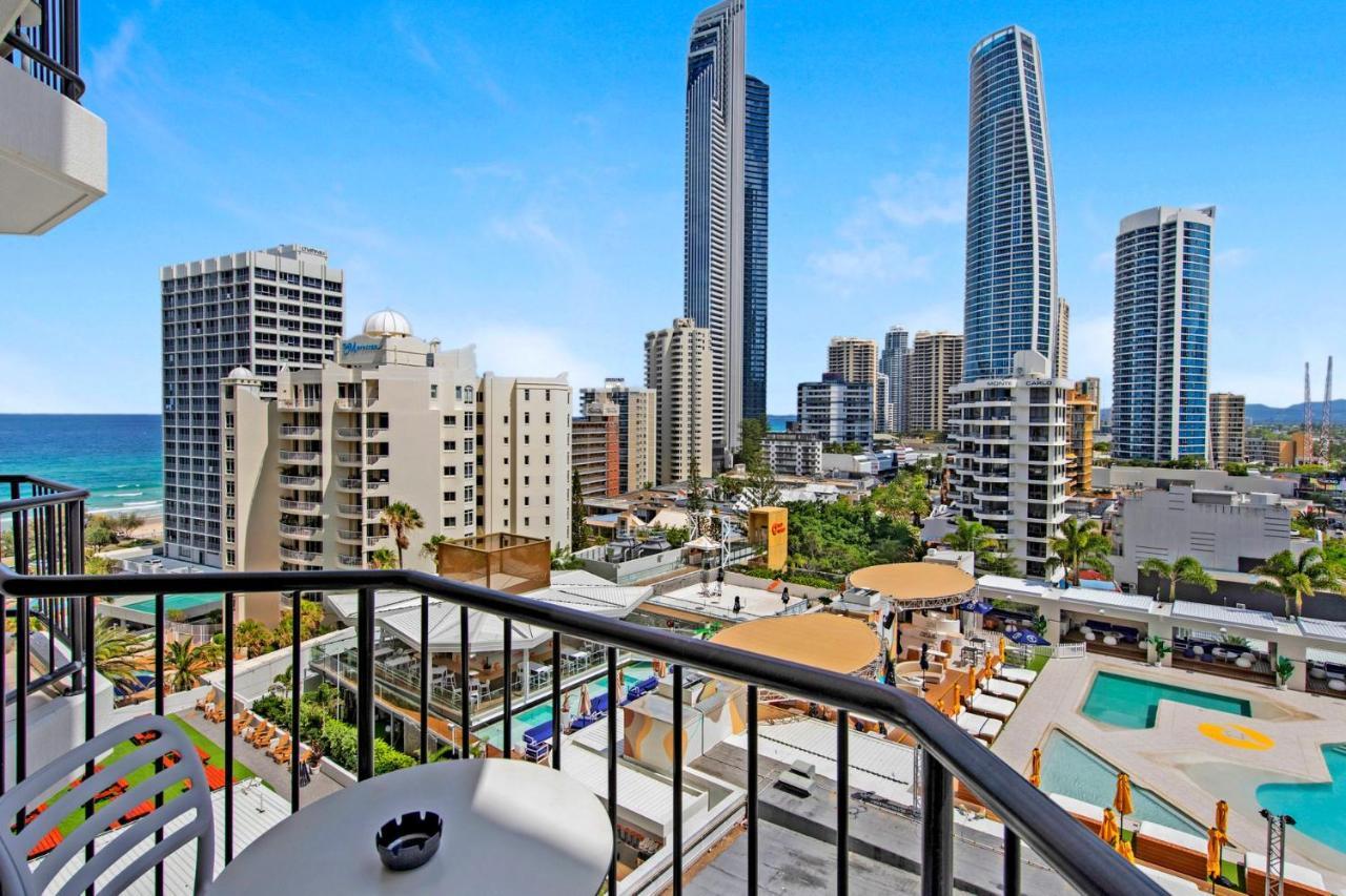 Hotel Deluxe Twin In Surfers Paradise - Coasthm *