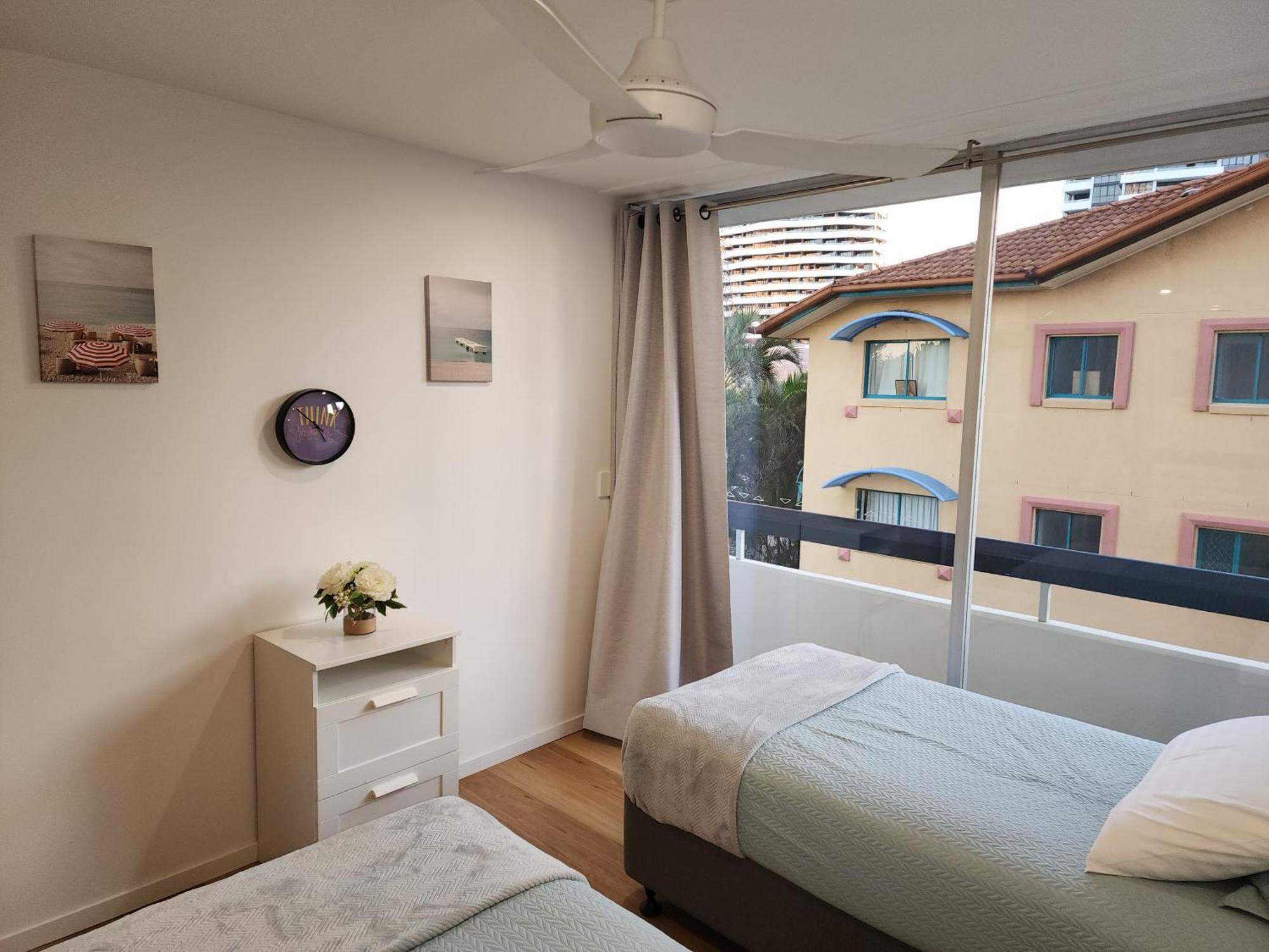 Apartment Entire Beachside 2 Bedroom Unit *