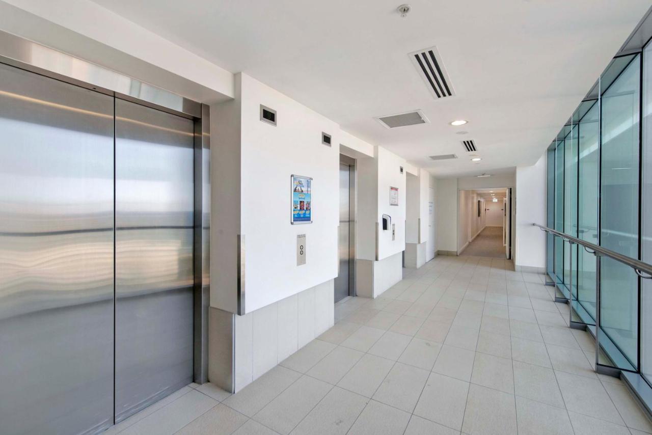 Elston Surfers Paradise - Self Contained, Privately Managed * Gold Coast